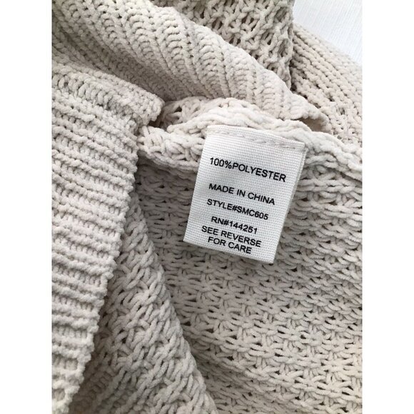 Moon and Madison Size Small Button Cardigan Sweater Knit Wide V-Neckline - Picture 6 of 6